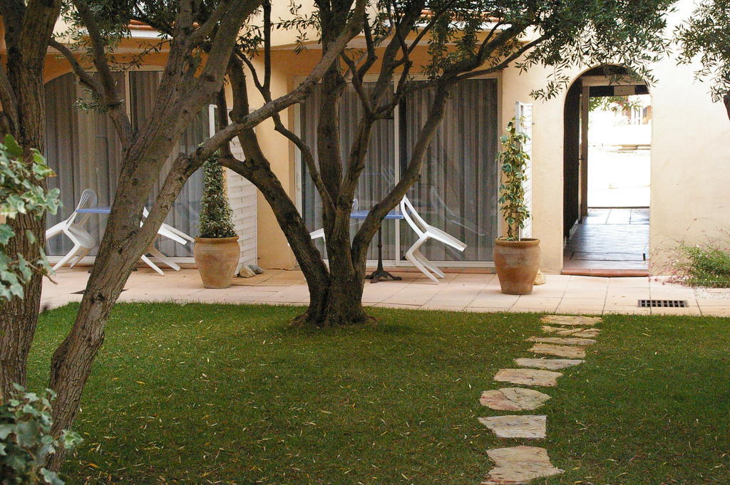 Hotel Le Leukos Leucate Exterior photo